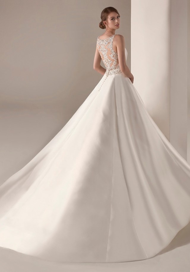 Pronovias Privee